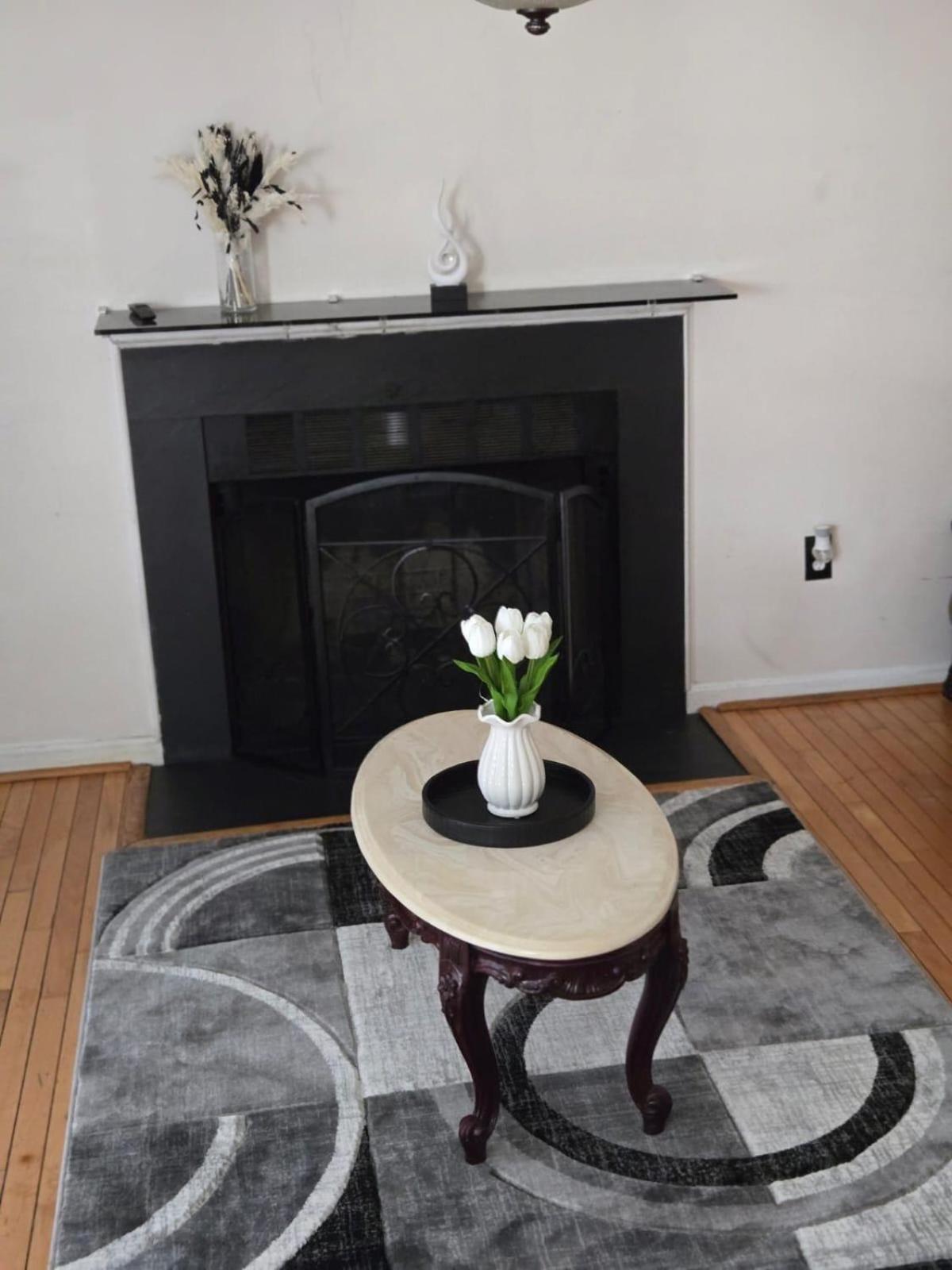 Special Rate Worthy Posh And Magnificent 4 Bedrooms And Two & Half Bath Greenbelt Exterior foto