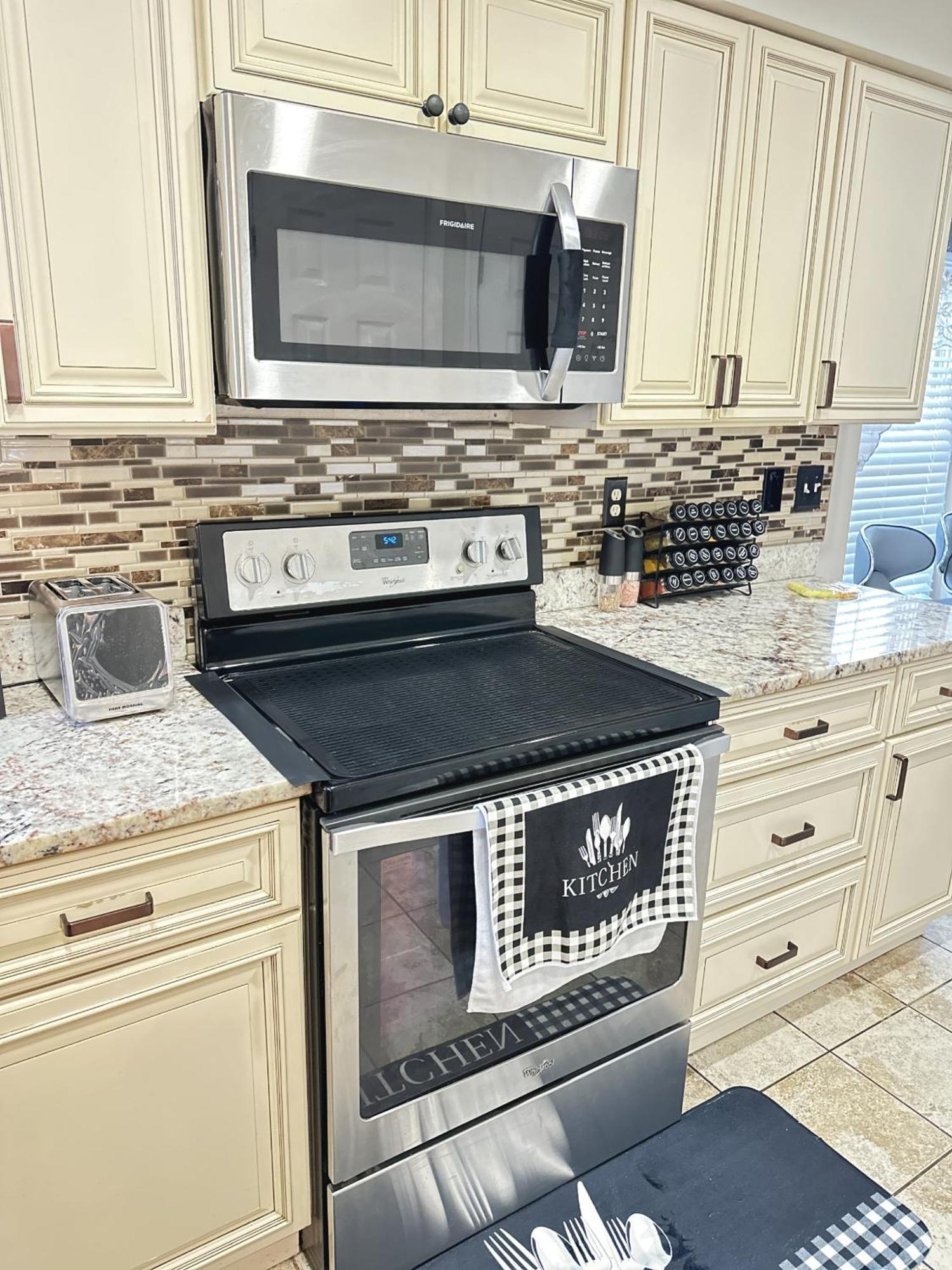 Special Rate Worthy Posh And Magnificent 4 Bedrooms And Two & Half Bath Greenbelt Exterior foto